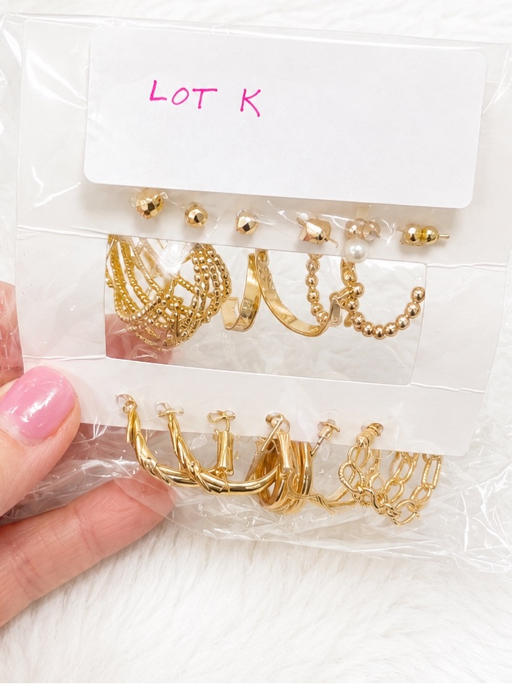 2/20 NWT Gold Hoop Earring Lot 6 Pairs | Chunky, Twisted, Textured & Statement - Picture 2 of 2